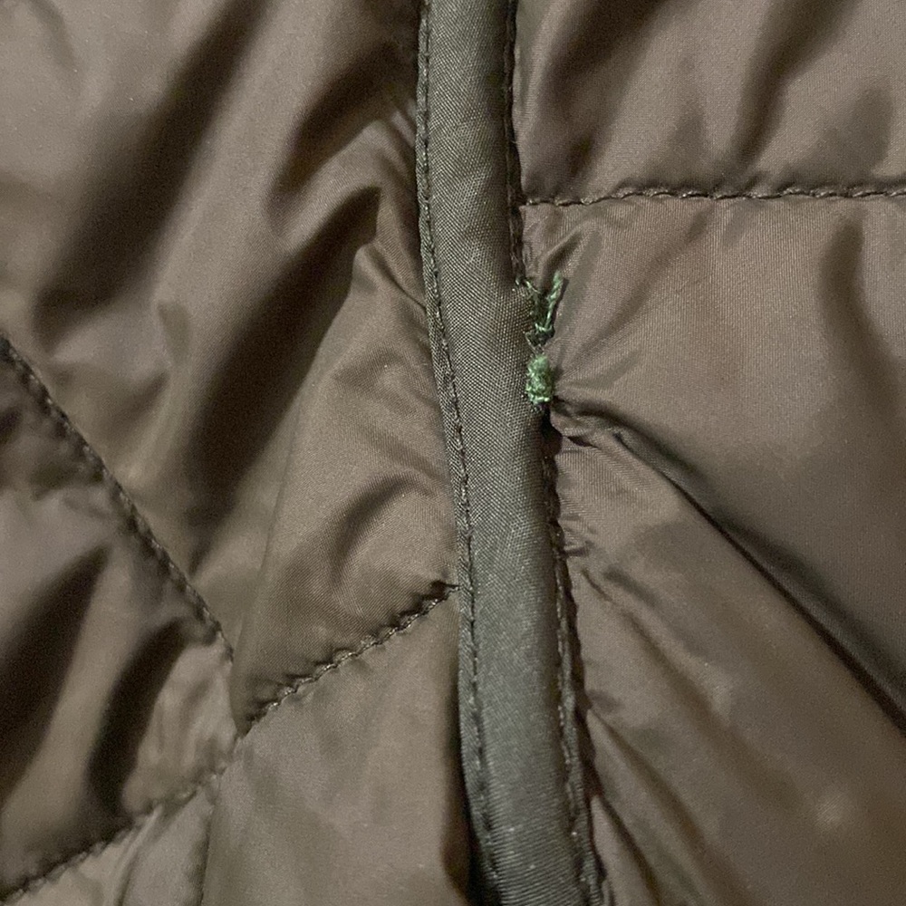 Boden Olive Green Quilted Puffer Jacket with White Collar - Picture 6 of 9